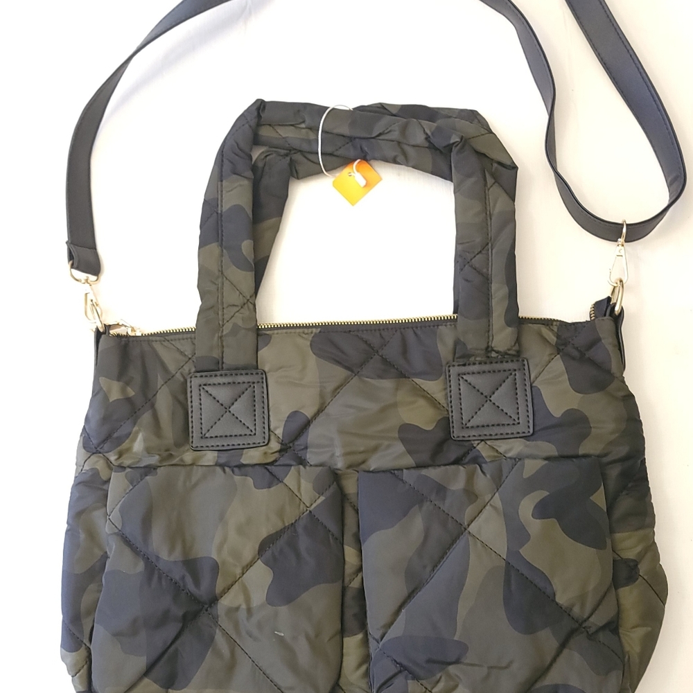 New large purse with removable shoulder strap